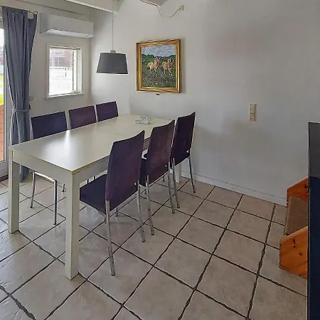 6 Person Holiday In